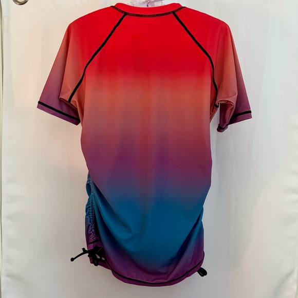 HALCURT Rash Guard Swim Top Medium Multi Color - Picture 2 of 15